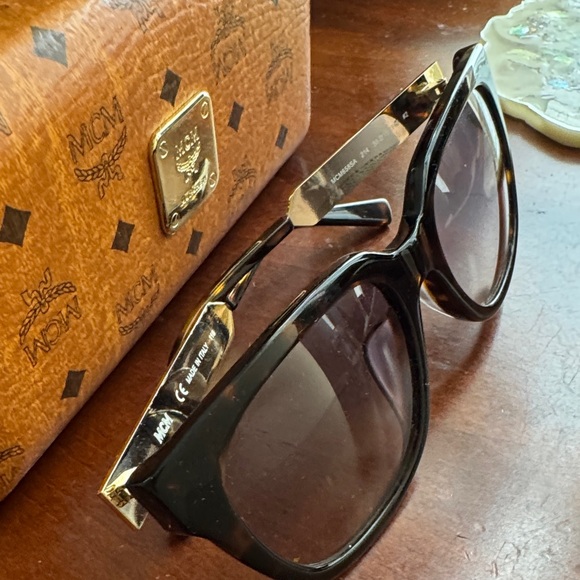 MCM Brown Sunglasses with Logo Case - Picture 3 of 6